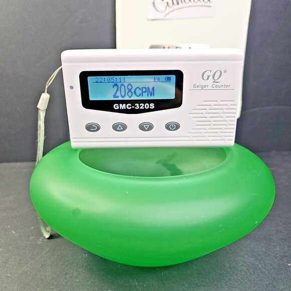 Uranium Tiffin Satin Green Glass Vase Bowl Geiger Confirmed, Amazing Piece! - Picture 8 of 16